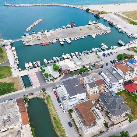 Apartments Nera Paralia-Apartment With Sea View Luaran gambar