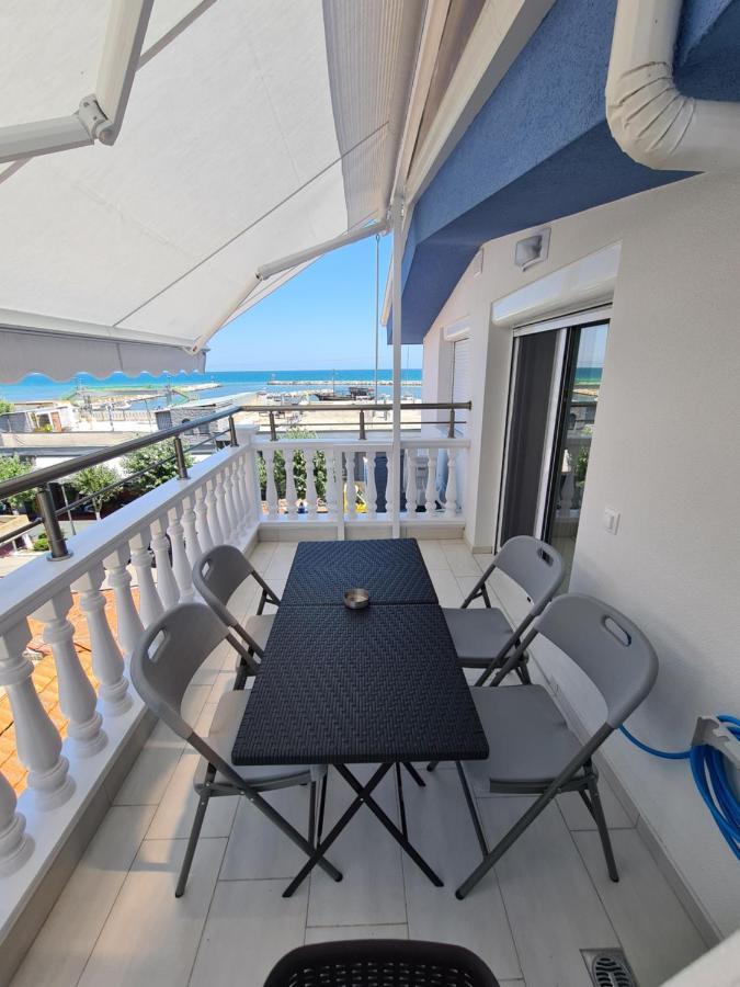 Apartments Nera Paralia-Apartment With Sea View Luaran gambar