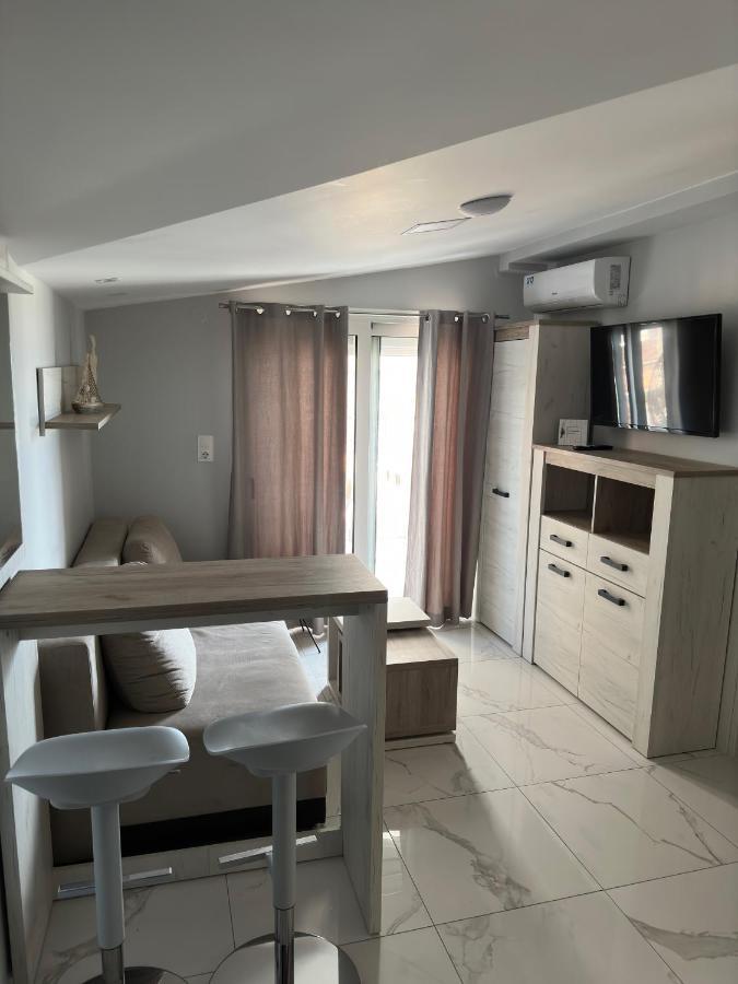 Apartments Nera Paralia-Apartment With Sea View Luaran gambar